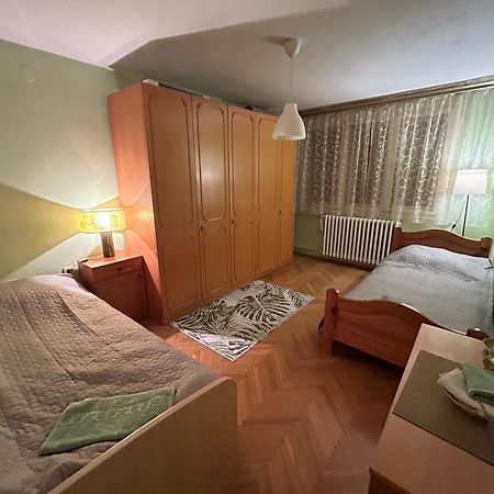 Appartement Kelizual à Gornji Milanovac Extérieur photo