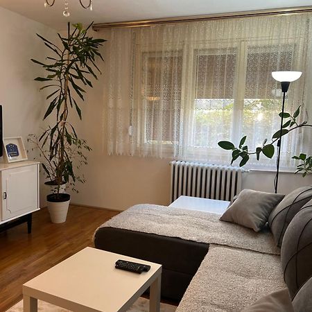 Appartement Kelizual à Gornji Milanovac Extérieur photo