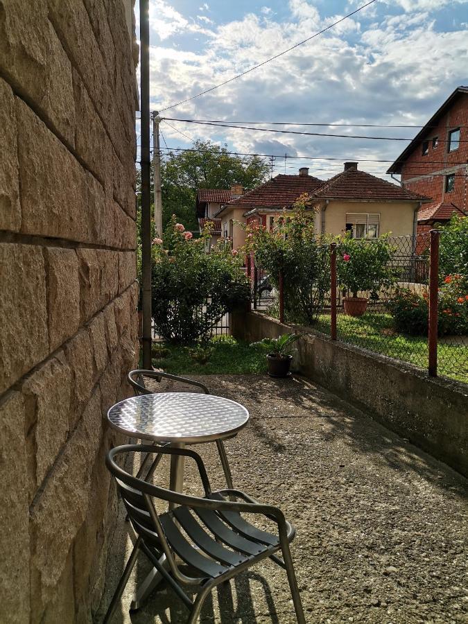 Appartement Kelizual à Gornji Milanovac Extérieur photo