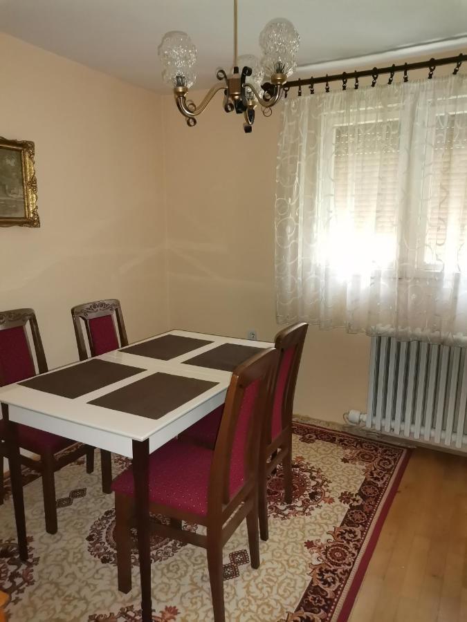 Appartement Kelizual à Gornji Milanovac Extérieur photo
