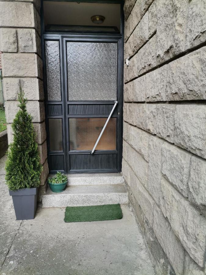 Appartement Kelizual à Gornji Milanovac Extérieur photo